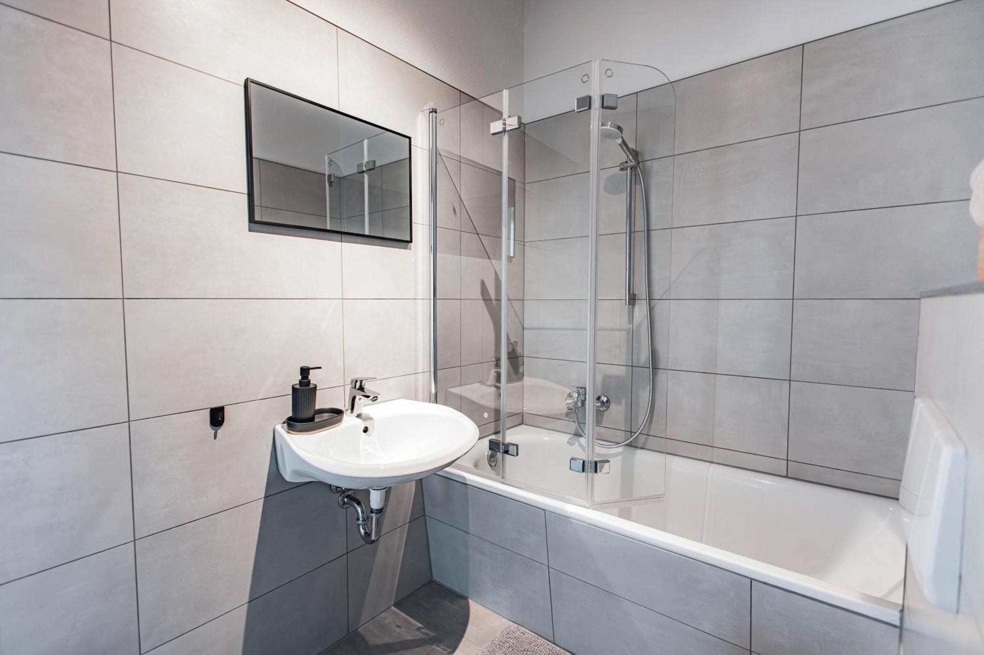 Prime - 2 Zimmer Wohnung Direkt Am Fluss Leipzig Exterior photo
